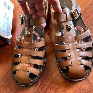 Gucci sandals. In xlnt cond.  rare !